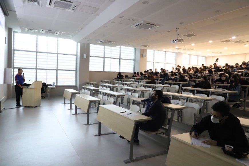 Dokuz Eylül Üniversitesi